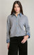 Chemise en tricot à garnitures en denim Dex, coloris gris avec garnitures bleu denim, vêtement porté