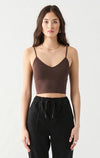 Haut-brassière sans coutures Dex, coloris brun, vêtement porté