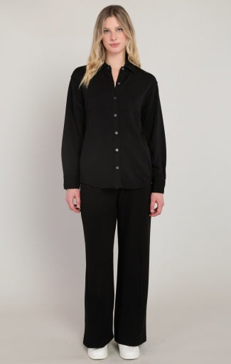 Pantalon à enfiler en scuba Dex, coloris noir, vêtement porté en tenue