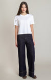 Pantalon en denim à détails de surpiqûres Dex, coloris indigo foncé, vêtement porté en tenue