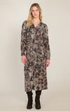 Robe-chemise ceinturée Dex, coloris imprimé serpent marron et noir, vêtement porté