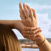 Bague Bastia de Mia porté sur mannequin
