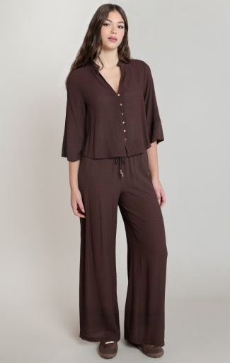 Blouse à manches larges Dex, coloris chocolat foncé, vêtement porté en tenue