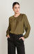 Blouse boutonnée à l’avant Dex, coloris olive, vêtement porté