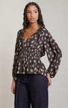 Blouse smockée Dex, coloris marron/crème floral, autre vue du vêtement porté