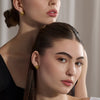 Boucles d’oreilles fixes Passion de Mia porté sur mannequin
