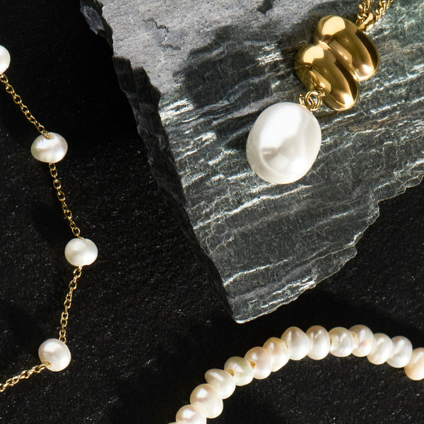 Bracelet Lexi de Mia, présentation avec d’autres bijoux de la collection