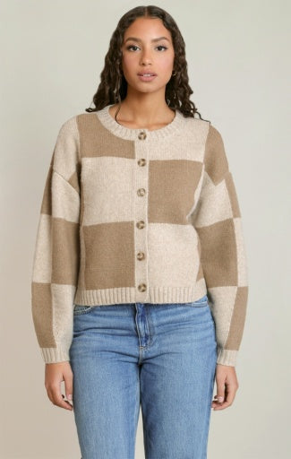 Cardigan à blocs de couleur Dex, coloris taupe clair chiné, vêtement porté