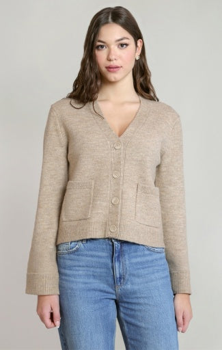 Cardigan à poches plaquées Dex, coloris taupe, vêtement porté