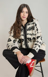 Cardigan jacquard à fleurs Dex, coloris ivoire à fleurs noires, autre vue du vêtement porté