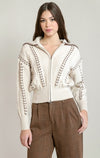 Cardigan torsadé zippé Dex, coloris avoine/brun, vêtement porté