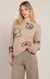 Chandail à col rond à motif floral Dex, coloris taupe, vêtement porté