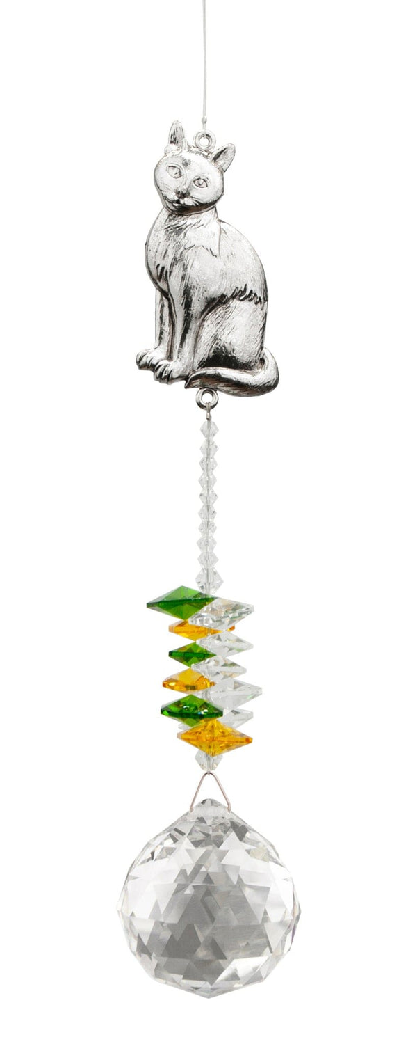 Attrape-soleil Chat Eternity Crystal : motif argenté représentant un chat assis, perles vertes et jaunes et cristal transparent facetté.
