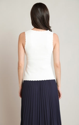 Haut en tricot à bord festonné Dex, coloris crème, vue de dos
