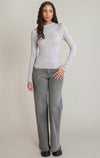 Jean à imprimé serpent Dex, coloris charbon, vêtement porté en tenue