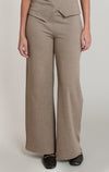 Pantalon à enfiler Dex, coloris brun doux, vêtement porté