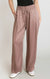 Pantalon ample à enfiler Dex, coloris rose poudré, vêtement porté