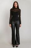 Pantalon en similicuir Dex, coloris noir, vêtement porté en tenue