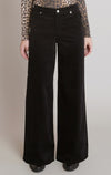 Pantalon en velours côtelé Dex, coloris noir, vêtement porté