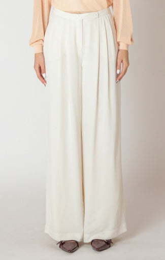wide leg flowing pants